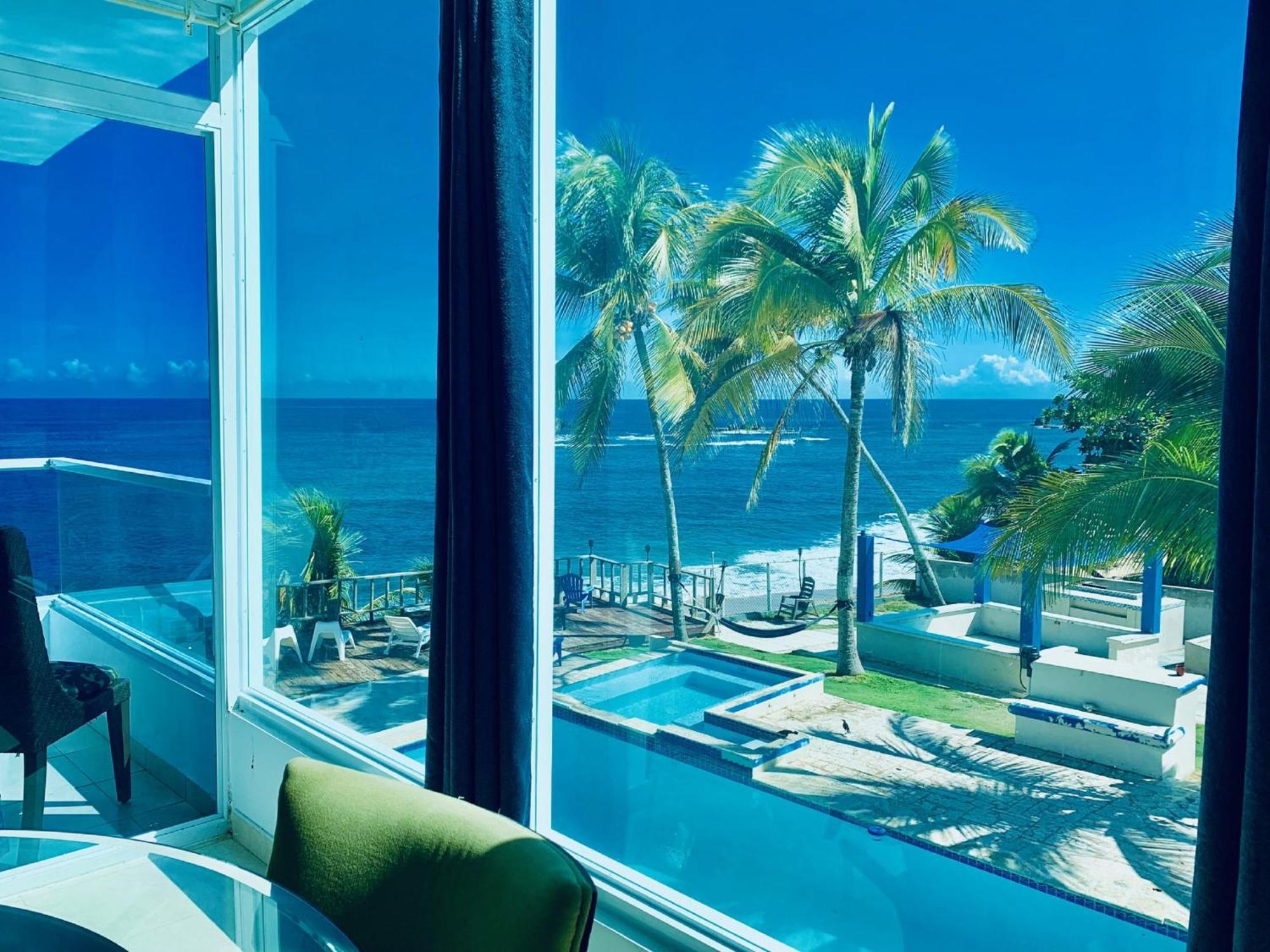 Апартаменти Ventana Al Atlantico At Arecibo 681 Ocean Drive Islote Номер фото
