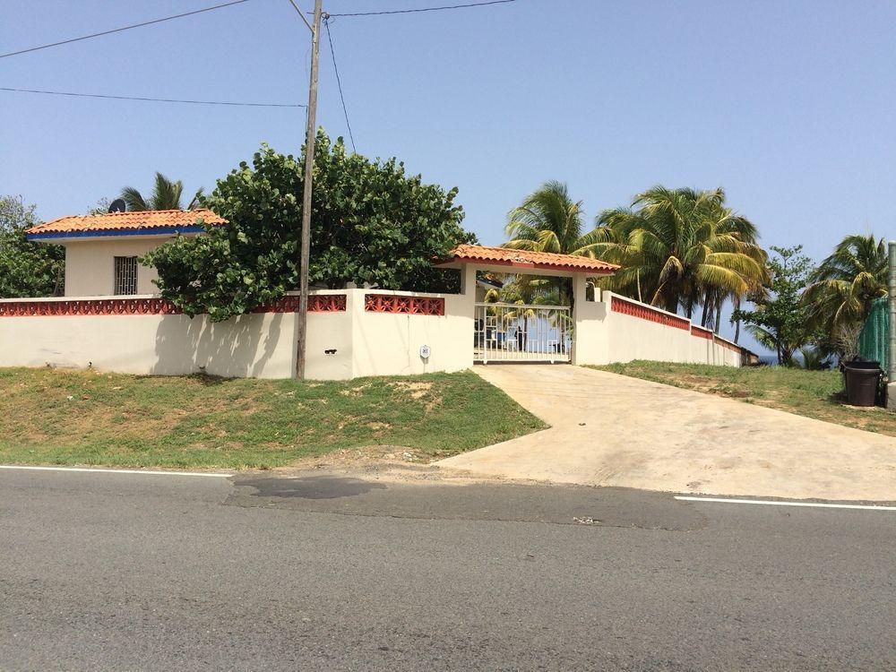 Апартаменти Ventana Al Atlantico At Arecibo 681 Ocean Drive Islote Екстер'єр фото