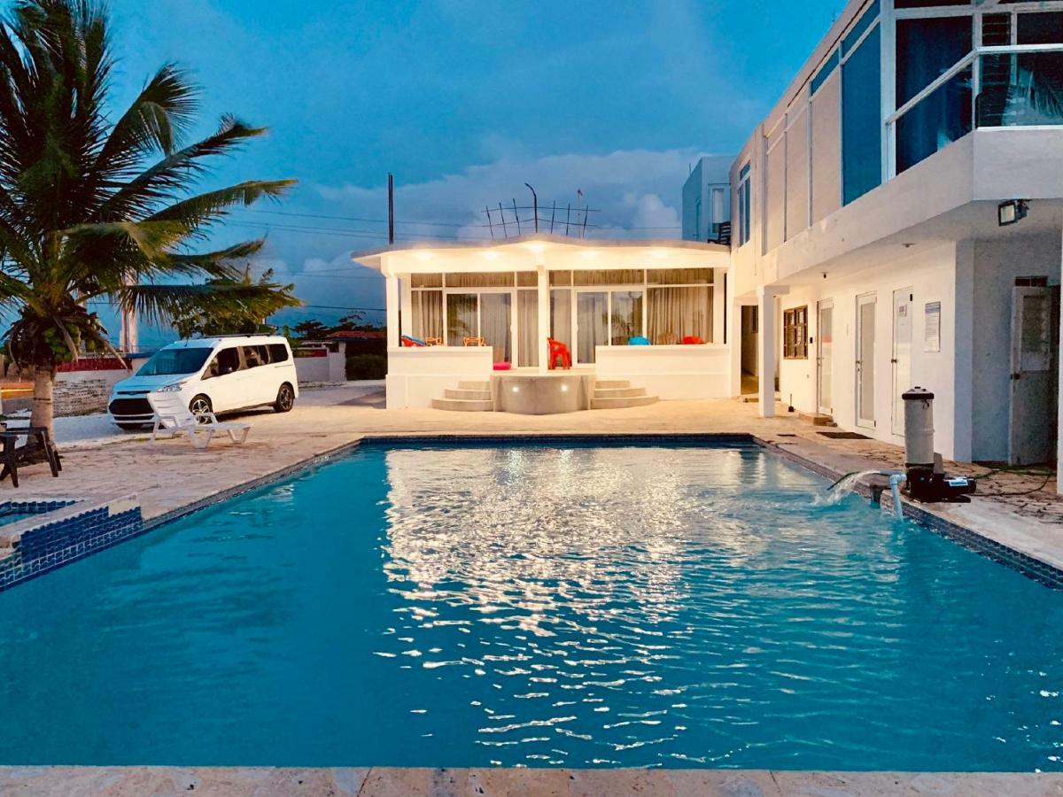 Апартаменти Ventana Al Atlantico At Arecibo 681 Ocean Drive Islote Екстер'єр фото