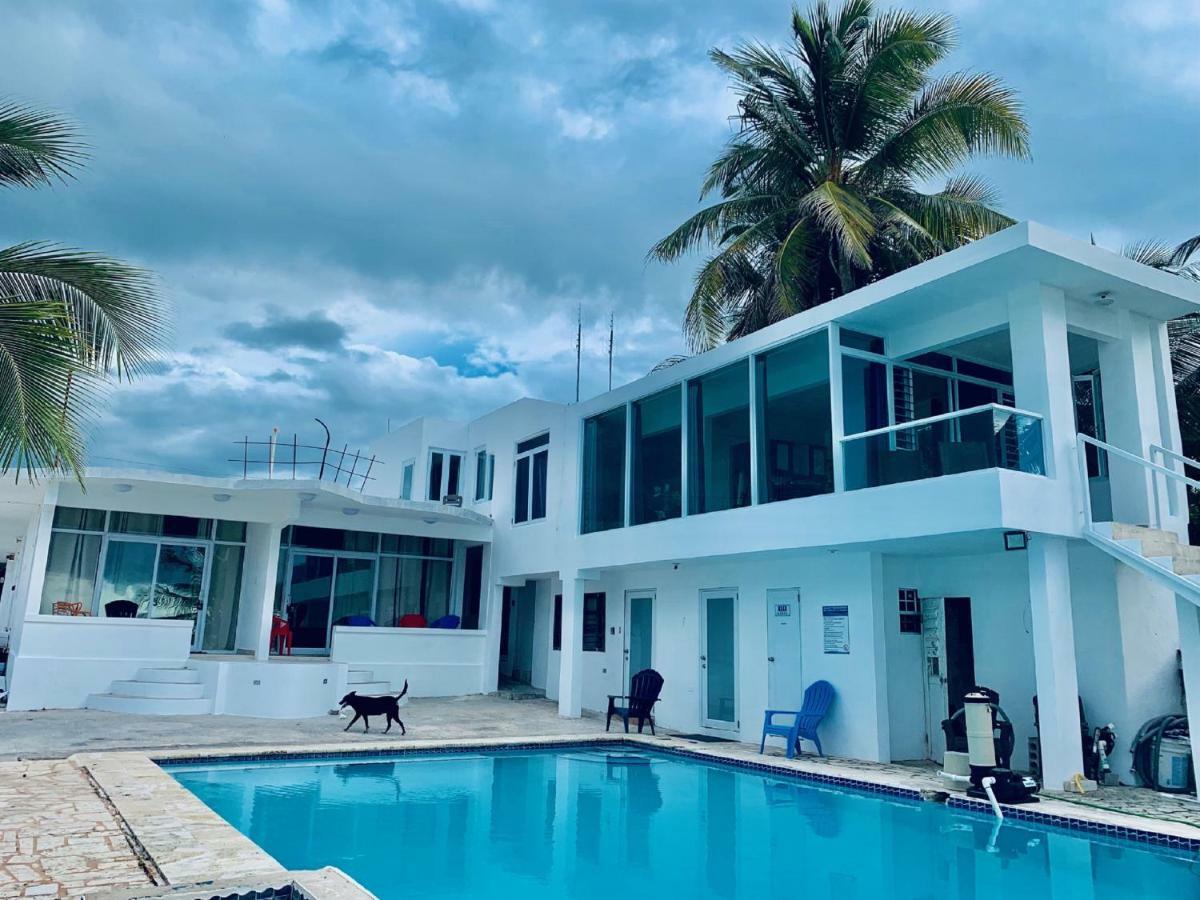 Апартаменти Ventana Al Atlantico At Arecibo 681 Ocean Drive Islote Екстер'єр фото